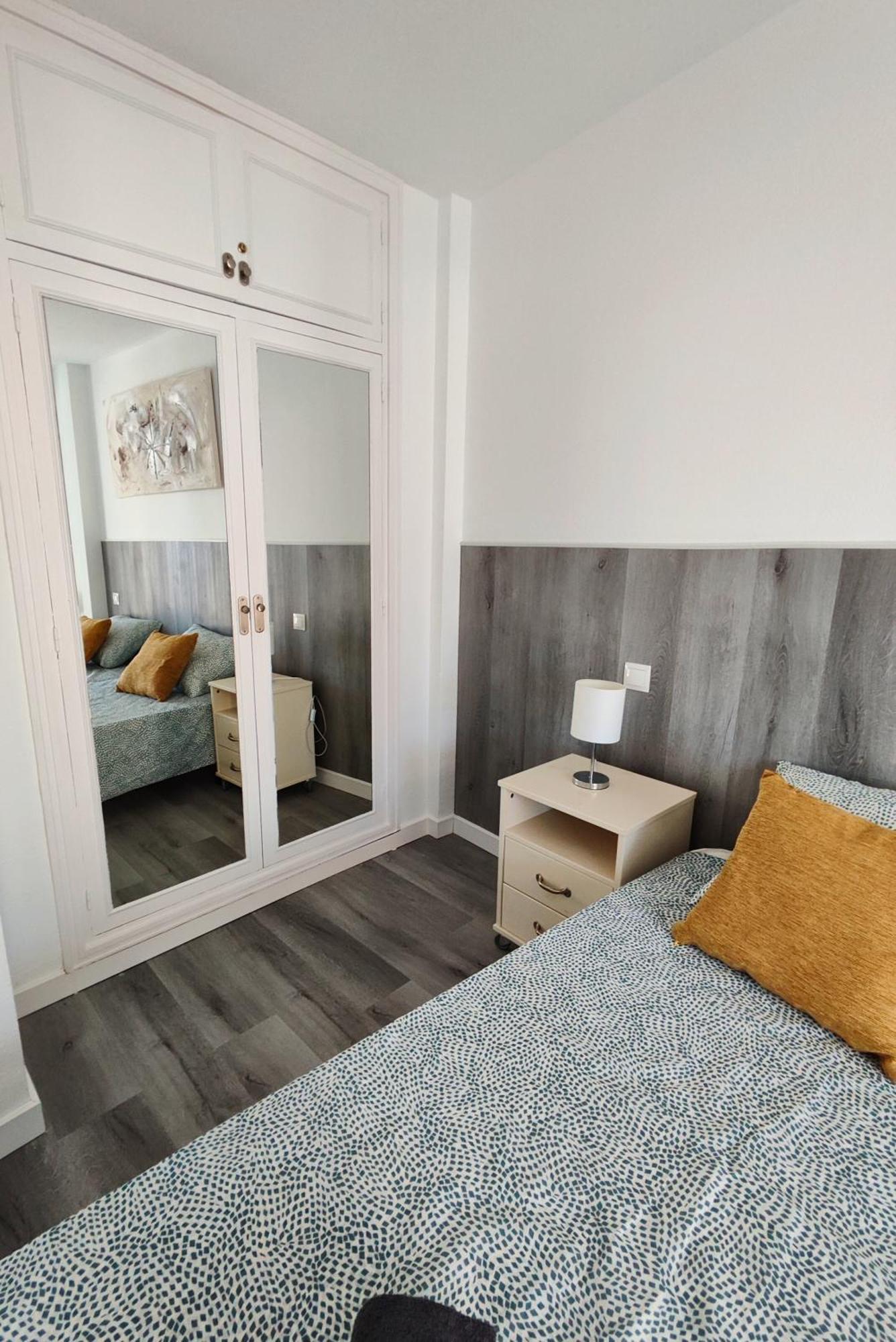 Blue&Grey Oca Holidays Apts Бенидорм Екстериор снимка
